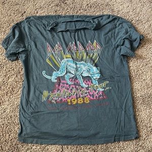 Daydreamer Def Leopard T-Shirt - Medium